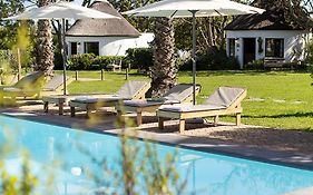Bella Manga Country Escape